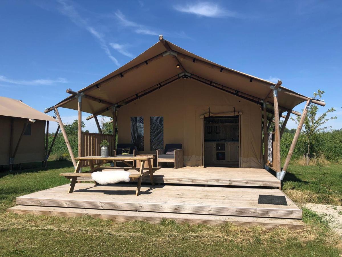 De Hazelaarshof Luxe Glampingtent Bij Natuurgebied De Millingerwaard Kekerdom Εξωτερικό φωτογραφία