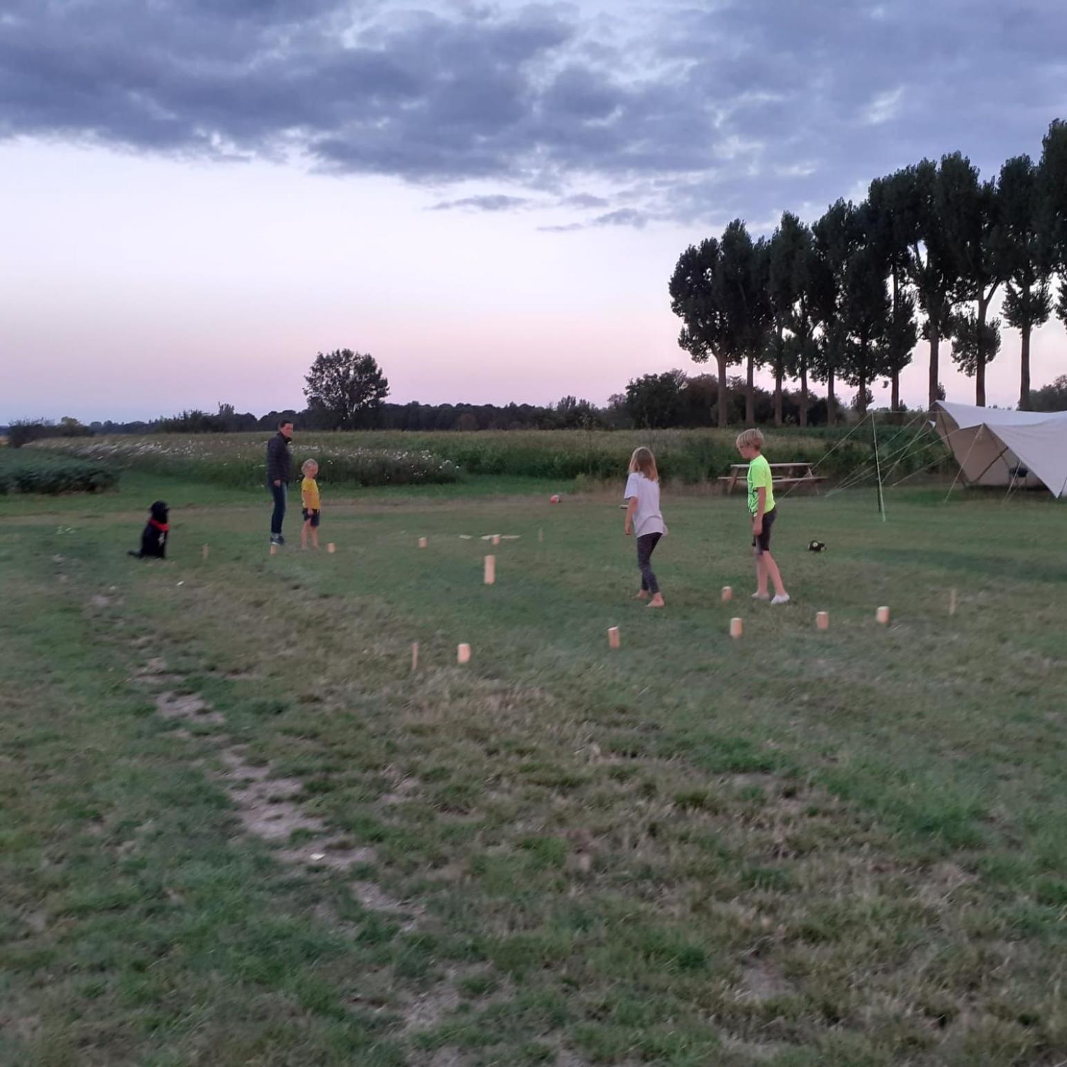 De Hazelaarshof Luxe Glampingtent Bij Natuurgebied De Millingerwaard Kekerdom Εξωτερικό φωτογραφία